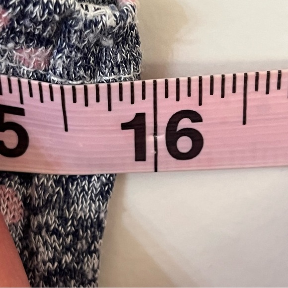 Women’s Bobeau Gray & Pink Polka Dot Tank Top Size XS Oversized Slit In Front - Picture 6 of 8